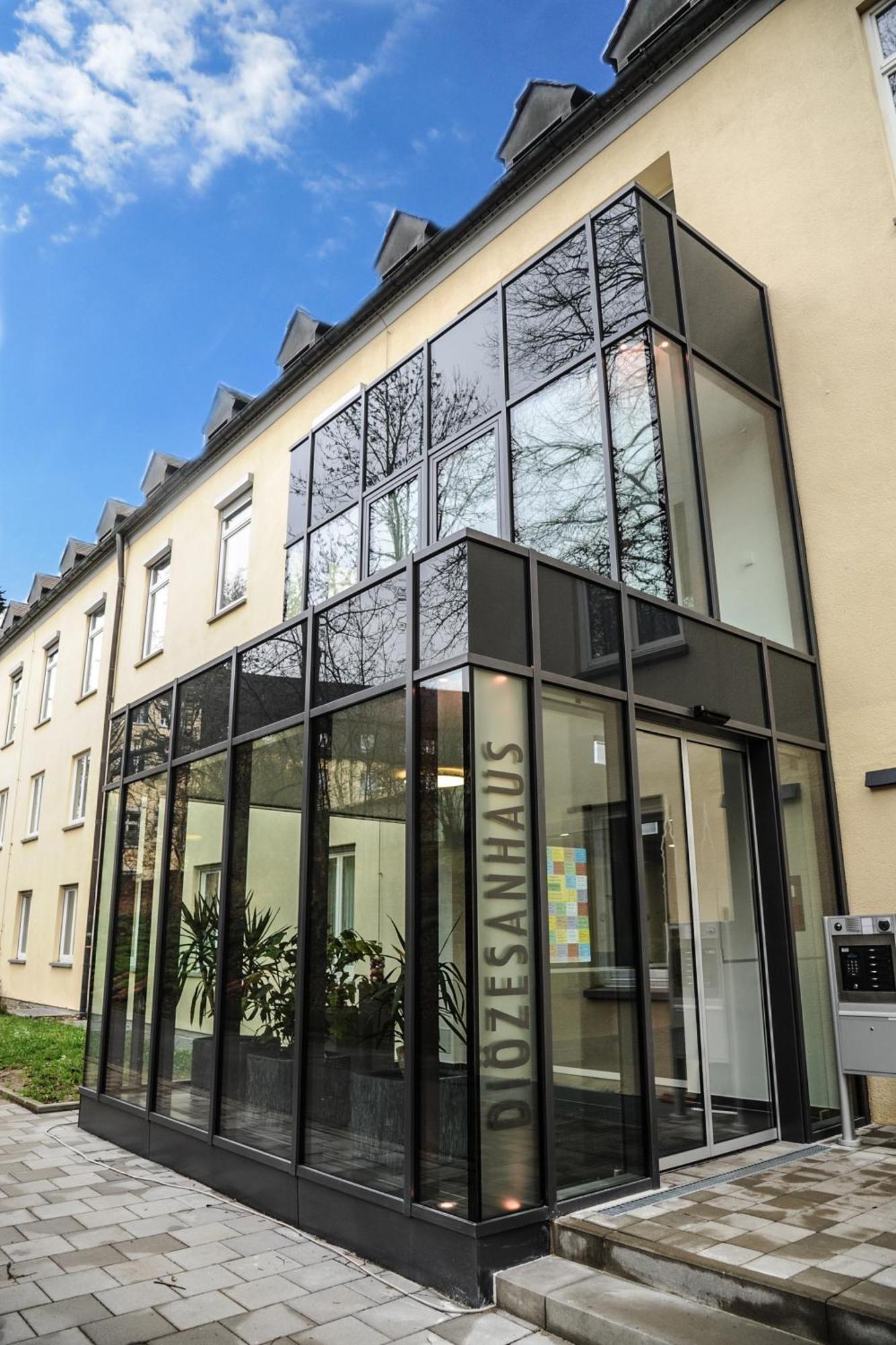 Bildungs- & Tagungshaeuser Vierzehnheiligen Bad Staffelstein Buitenkant foto